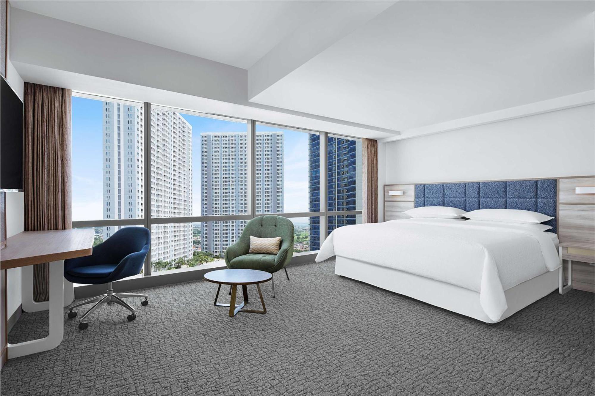 Four Points By Sheraton Surabaya, Pakuwon Indah Екстериор снимка